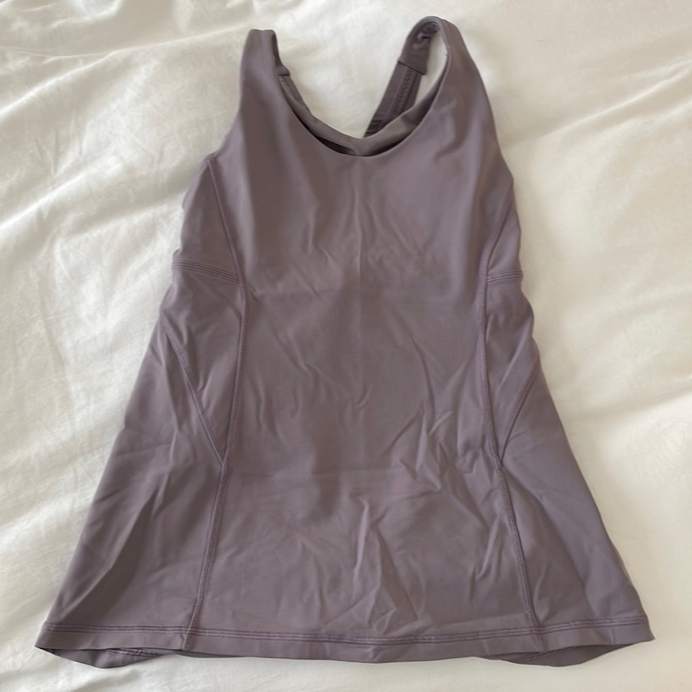 EIC lululemon tank top size 4